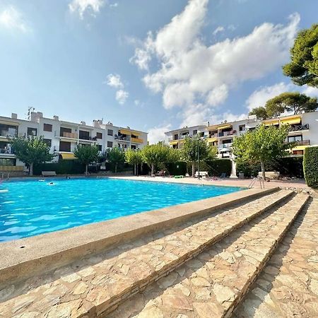 The Golden Oak In Calella Centre - 100M From Beach Палафружель Экстерьер фото